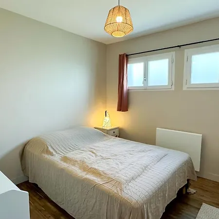 Superbe à Deux Pas Des Commerces Avec Jardin *