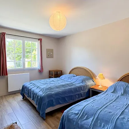 Superbe à Deux Pas Des Commerces Avec Jardin Villa *